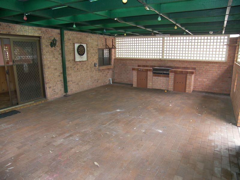 90 Koona Street, Albion Park Rail NSW 2527