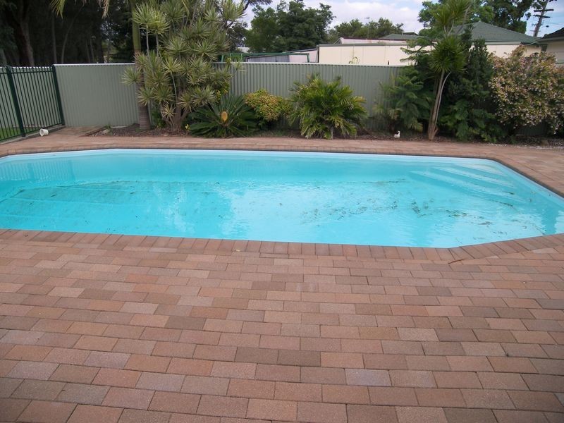 90 Koona Street, Albion Park Rail NSW 2527
