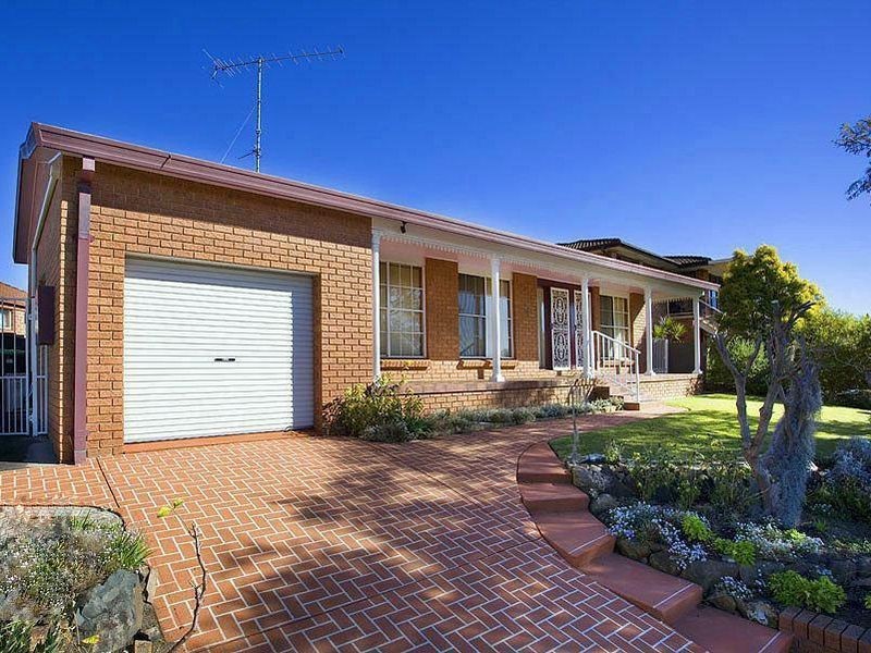 64 Scenic Cres, Albion Park NSW 2527