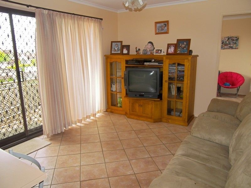 85 Vermont Rd, Warrawong NSW 2502