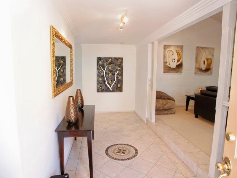 7 Yarle Crescent, Flinders NSW 2529