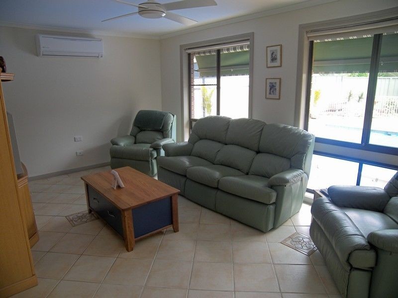50 Cawdell Drive, Albion Park NSW 2527