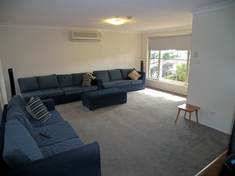 58 Mayfield Circuit, Albion Park NSW 2527