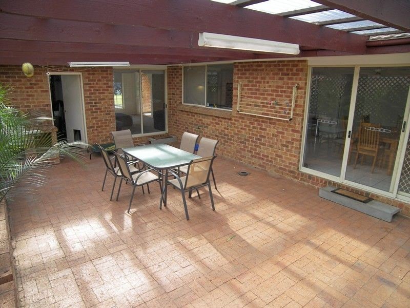 58 Mayfield Circuit, Albion Park NSW 2527