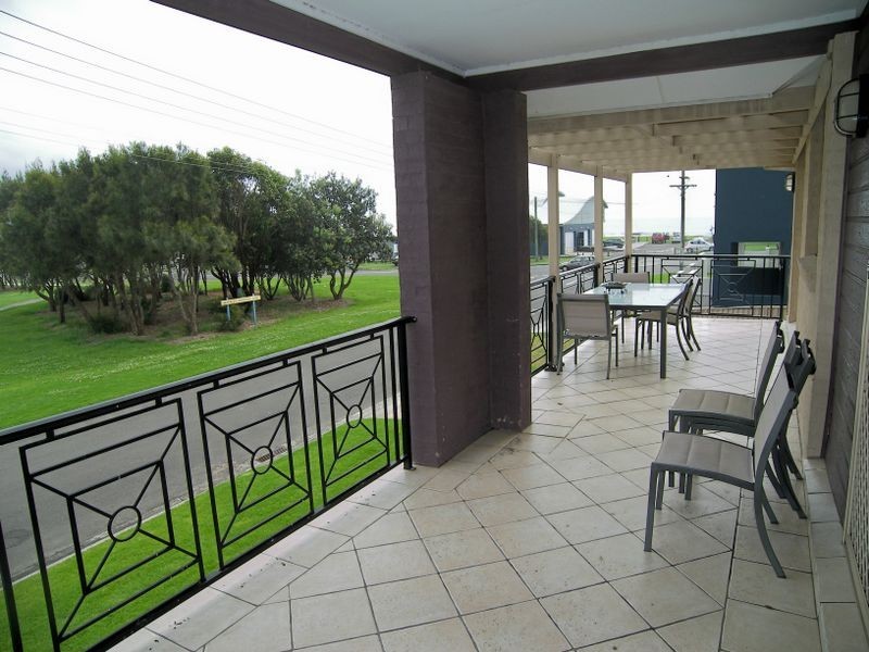 14 Beach Road, Shellharbour NSW 2529
