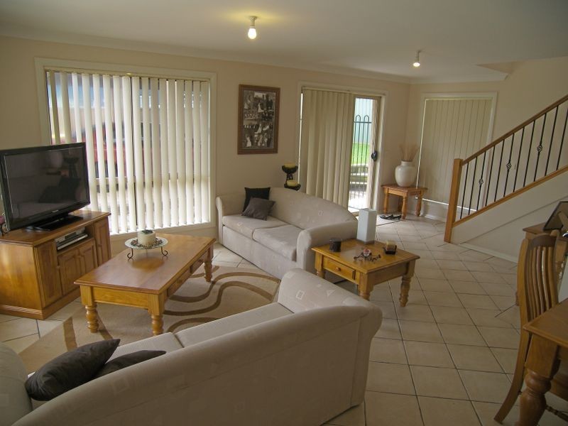 14 Beach Road, Shellharbour NSW 2529