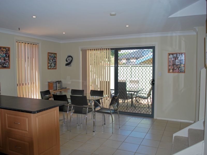 2 Clermont Crescent, Albion Park NSW 2527