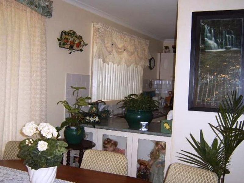 9 Willow Crescent, Kanahooka NSW 2530