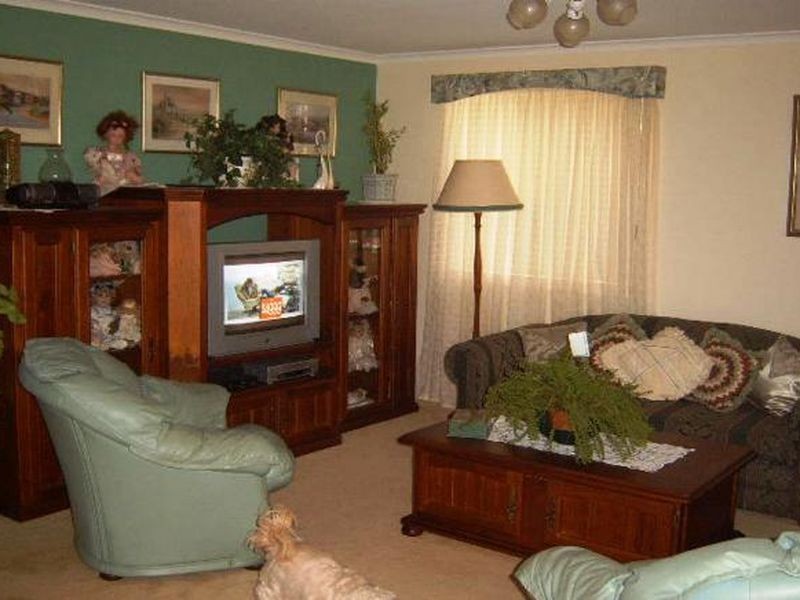 9 Willow Crescent, Kanahooka NSW 2530