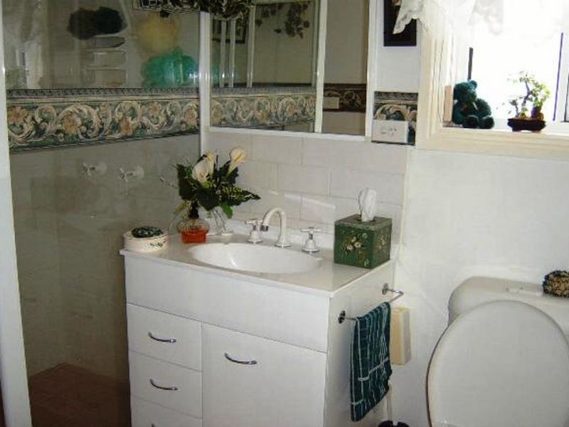 9 Willow Crescent, Kanahooka NSW 2530