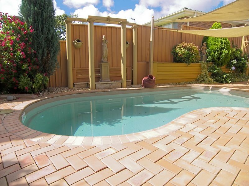 14 Franklin Place, Albion Park NSW 2527