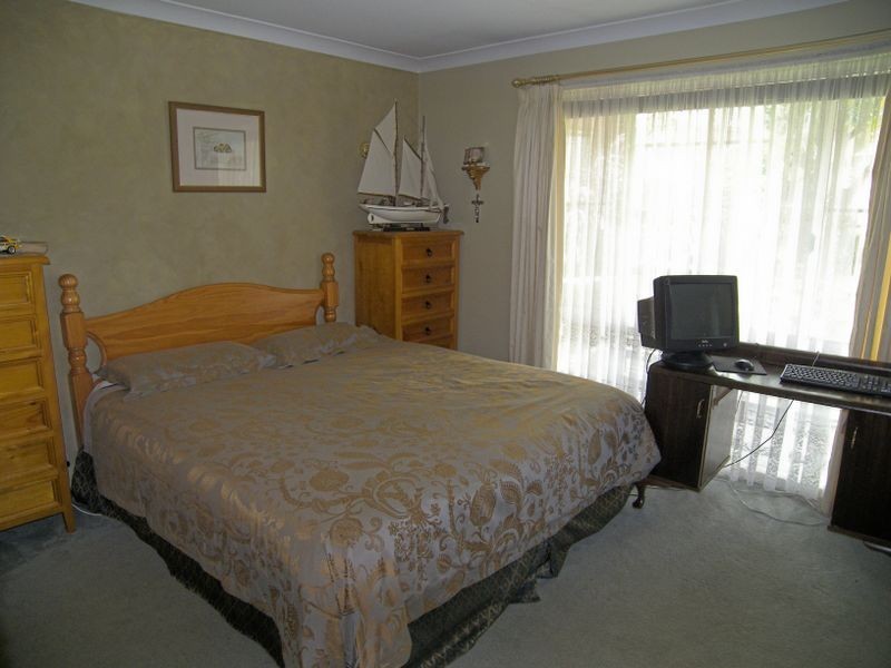 14 Franklin Place, Albion Park NSW 2527