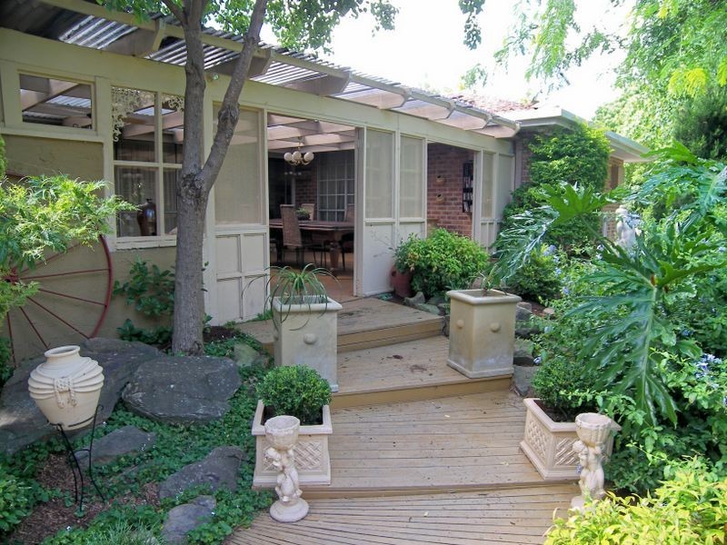 14 Franklin Place, Albion Park NSW 2527