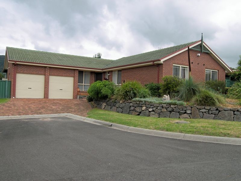 18 Mcinerney Avenue, Albion Park NSW 2527