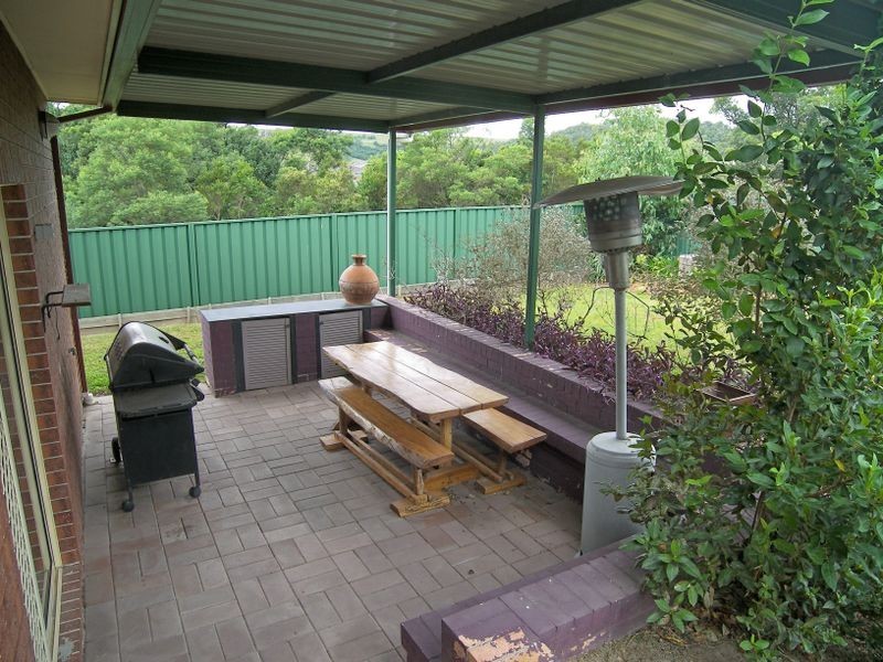 18 Mcinerney Avenue, Albion Park NSW 2527