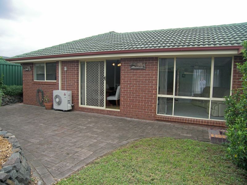 18 Mcinerney Avenue, Albion Park NSW 2527