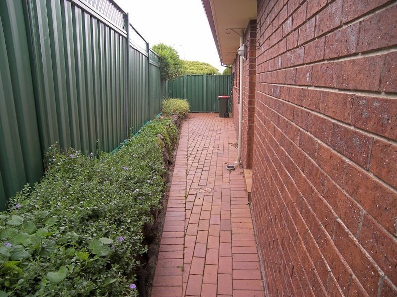 18 Mcinerney Avenue, Albion Park NSW 2527