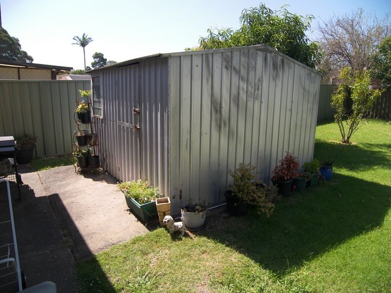 39 Oak Street, Albion Park Rail NSW 2527
