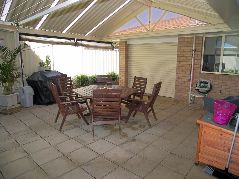 4 Grey Street, Albion Park NSW 2527