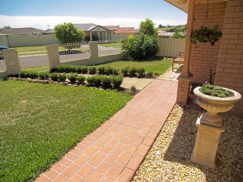 4 Grey Street, Albion Park NSW 2527