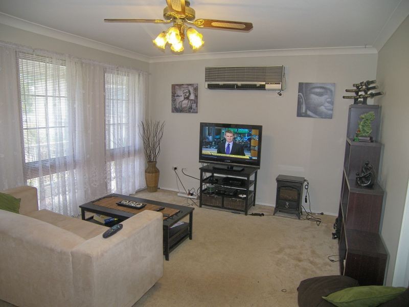 3 Wooroo Street, Albion Park Rail NSW 2527