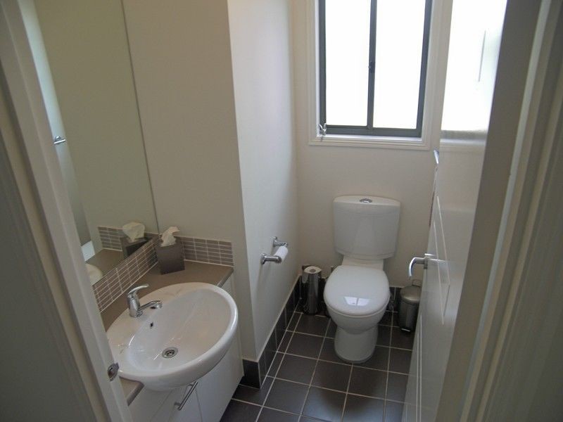 2 Thursday Ave, Shell Cove NSW 2529