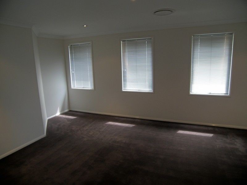 2 Thursday Ave, Shell Cove NSW 2529