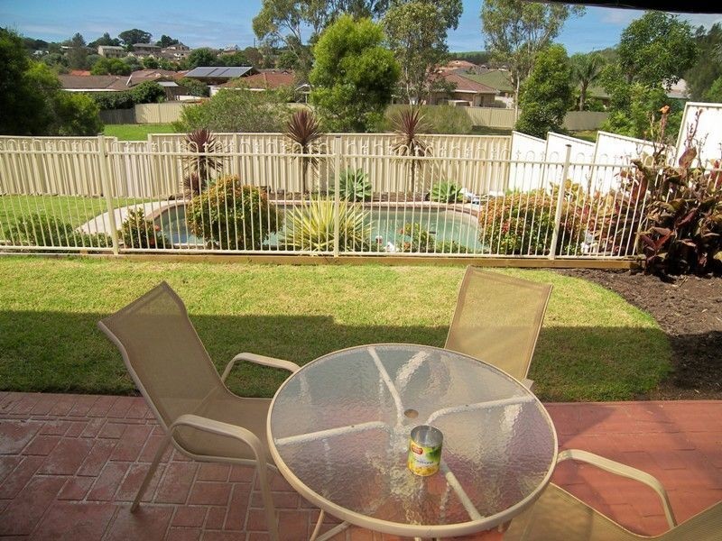 37 Gloucester Circuit, Albion Park NSW 2527