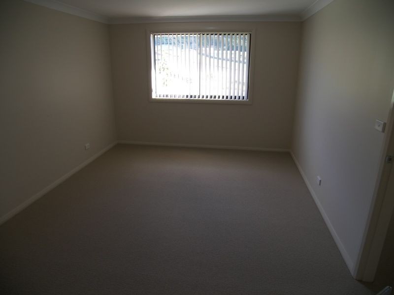 1/9 Munduran Close, Albion Park NSW 2527