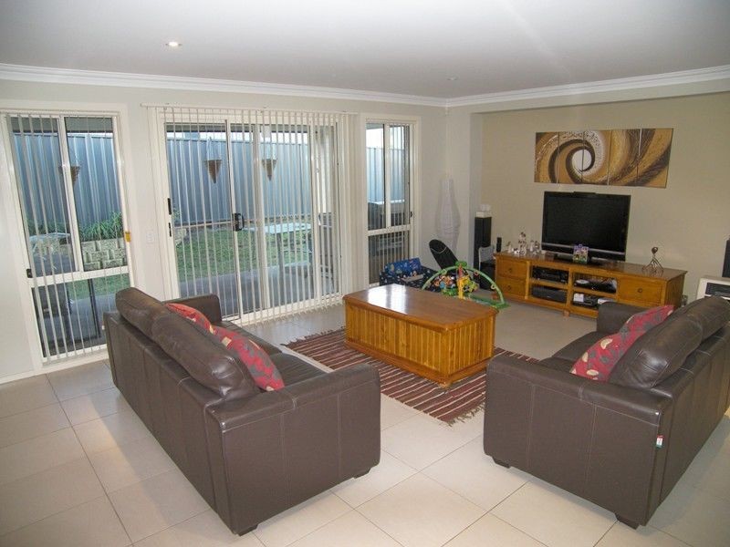 4 Atchison Street, Flinders NSW 2529