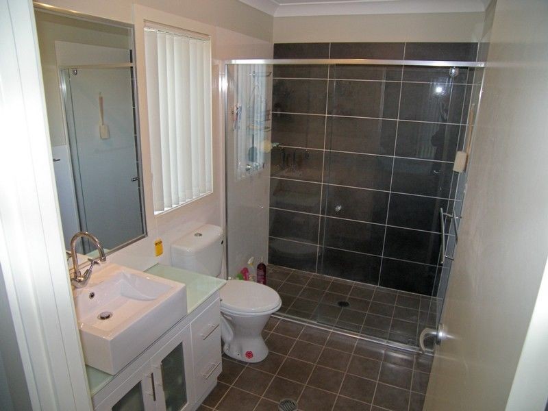 4 Atchison Street, Flinders NSW 2529