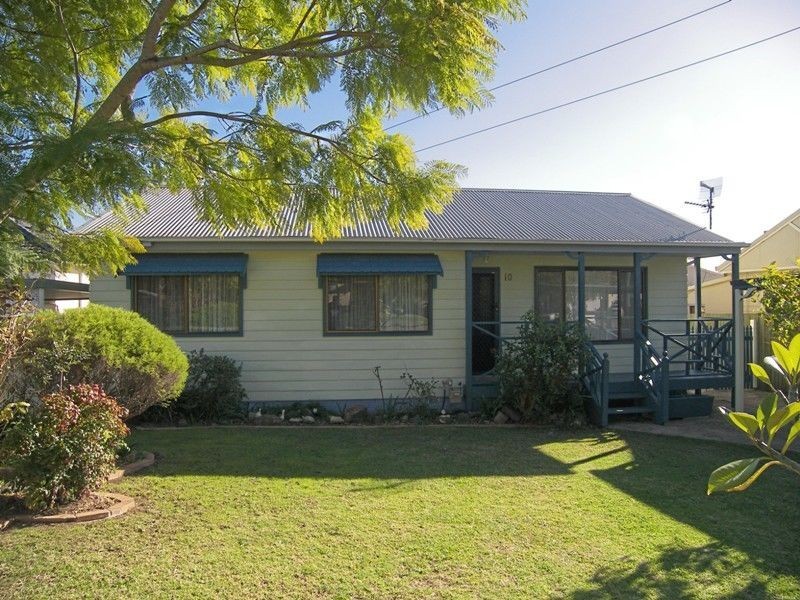 10 Moles Street, Albion Park NSW 2527