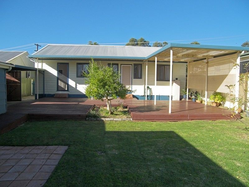 10 Moles Street, Albion Park NSW 2527