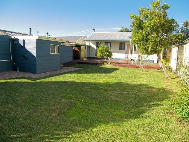 10 Moles Street, Albion Park NSW 2527