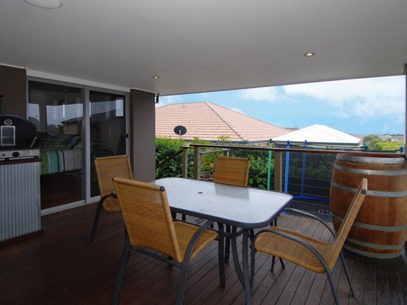 13 Hinchinbrook Drive, Shell Cove NSW 2529