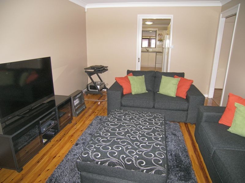 76A Fisher Street, Oak Flats NSW 2529