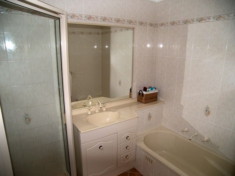 76A Fisher Street, Oak Flats NSW 2529