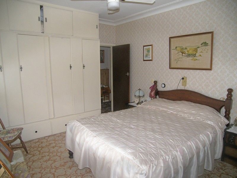 105 Fisher Street, Oak Flats NSW 2529