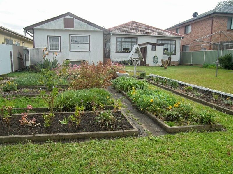 105 Fisher Street, Oak Flats NSW 2529