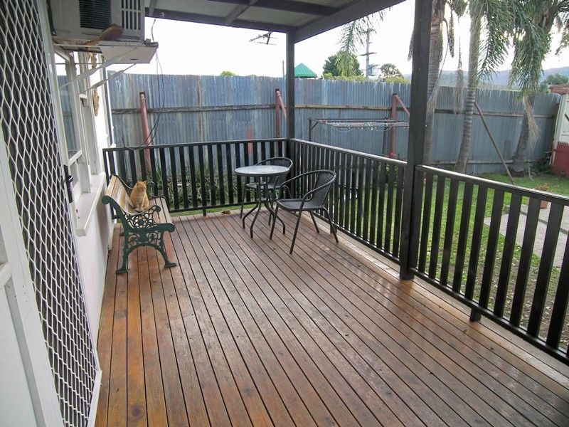 18 Moles Street, Albion Park NSW 2527