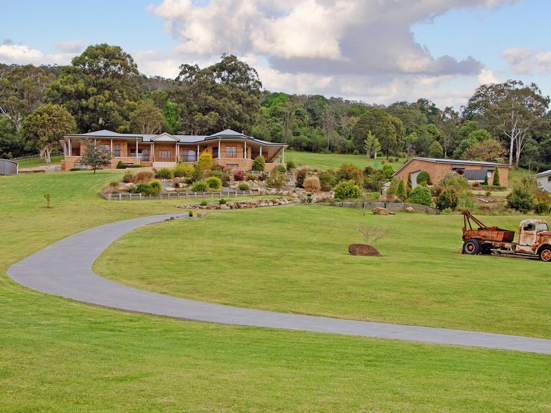 147 Daintree Drive, Albion Park NSW 2527