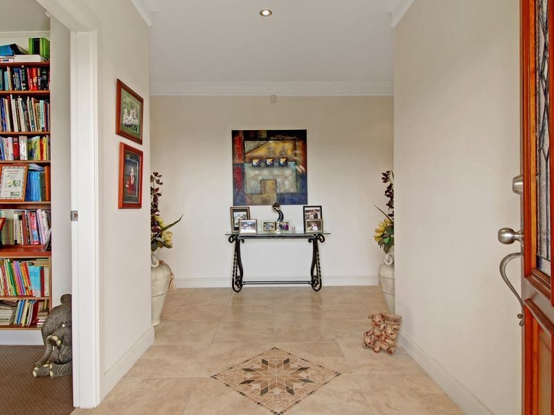 147 Daintree Drive, Albion Park NSW 2527