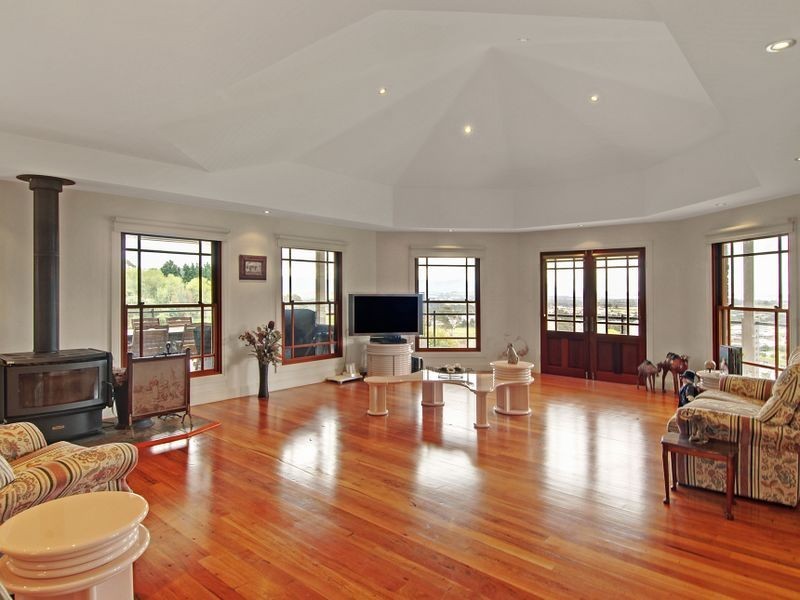 147 Daintree Drive, Albion Park NSW 2527