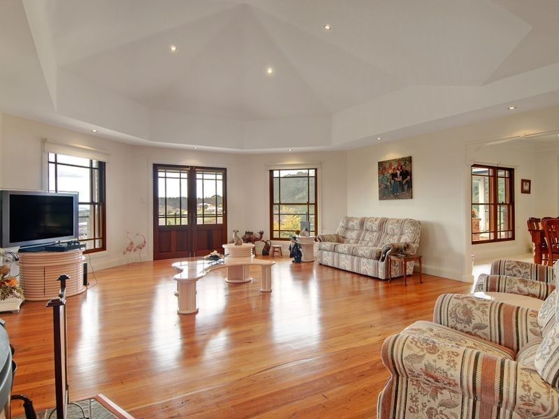 147 Daintree Drive, Albion Park NSW 2527