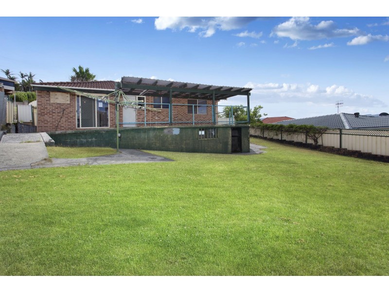 5 Tuross Street, Albion Park NSW 2527
