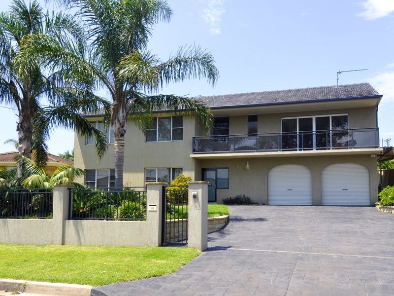 28 Goolagong Circuit, Mount Warrigal NSW 2528