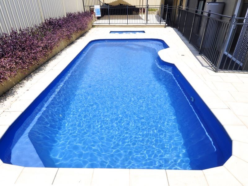 28 Goolagong Circuit, Mount Warrigal NSW 2528