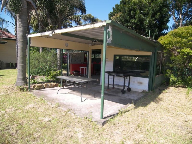 1 Fitzgerald Street, Cringila NSW 2502