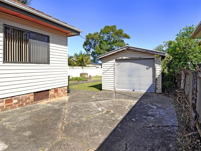 51 Darley Street, Shellharbour NSW 2529