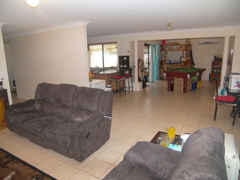 85 Esperance Drive, Albion Park NSW 2527